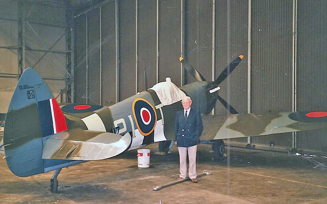 A Re-union for BJKB at Duxford 1989